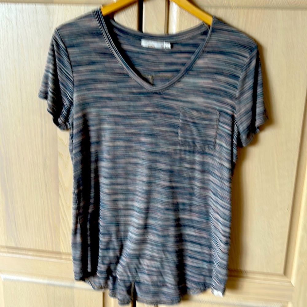 Prana V-neck tee
